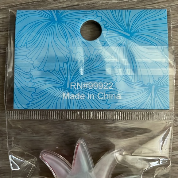 Aloha From Hawaii Pineapple Shaped Bottle Opener Fridge Magnet Souvenir - Picture 5 of 5